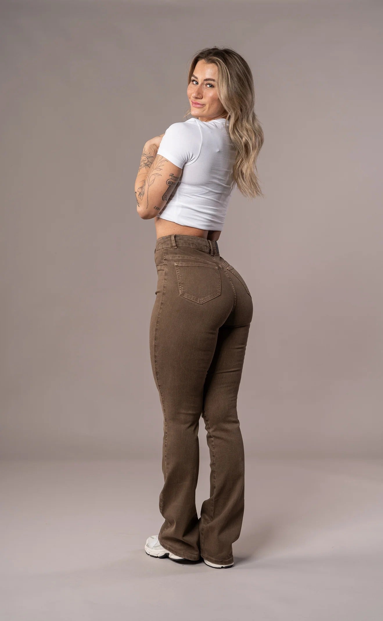 Pastel Flared - Brown