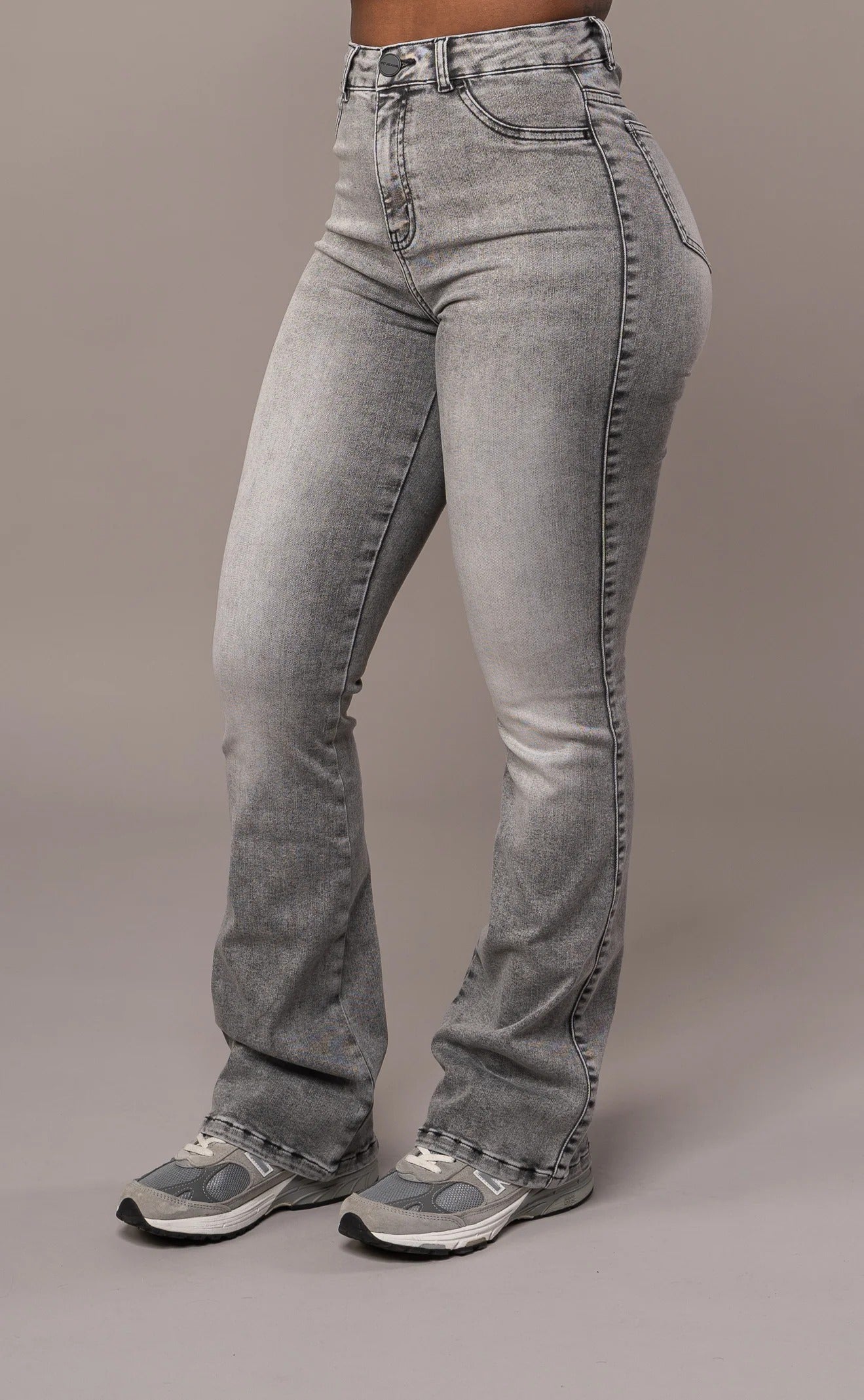 Flared - Heavy Washed Grey